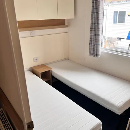 Wohnpark Am Geiseltalsee Fuer Bis Zu 12 Gaeste * Mucheln