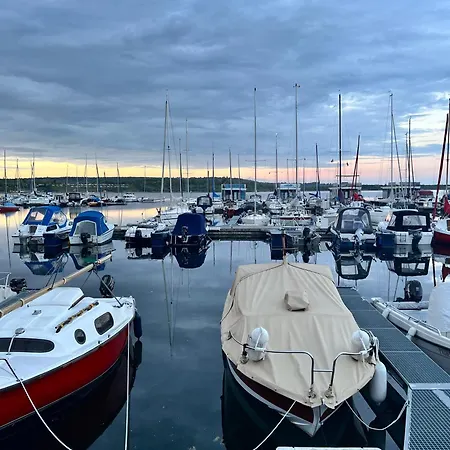 Wohnpark Am Geiseltalsee Fuer Bis Zu 12 Gaeste * Mucheln