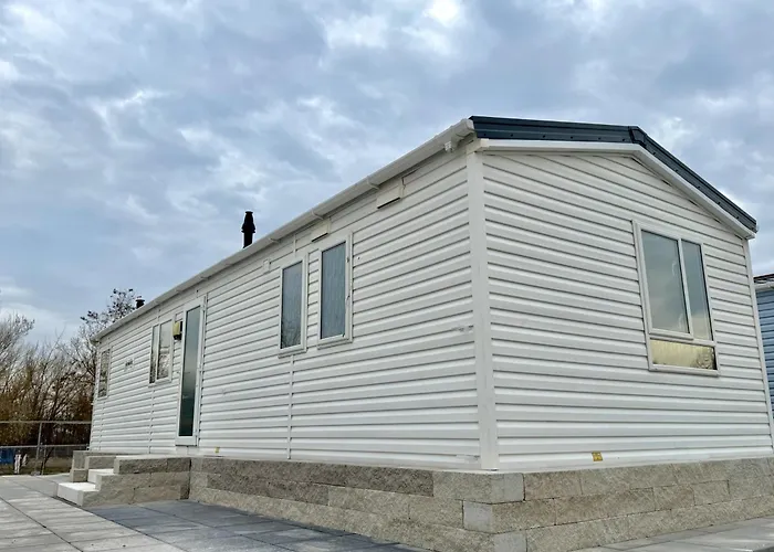 Wohnpark Am Geiseltalsee Fuer Bis Zu 12 Gaeste 假日公园 *